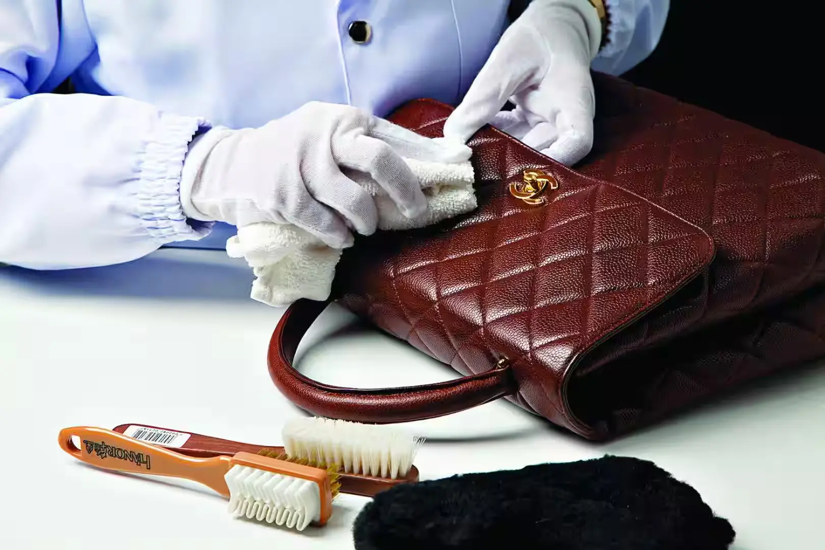 Bag Cleaning / Colour Restoration